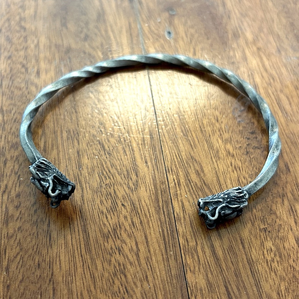 Metal dragon head bangle
